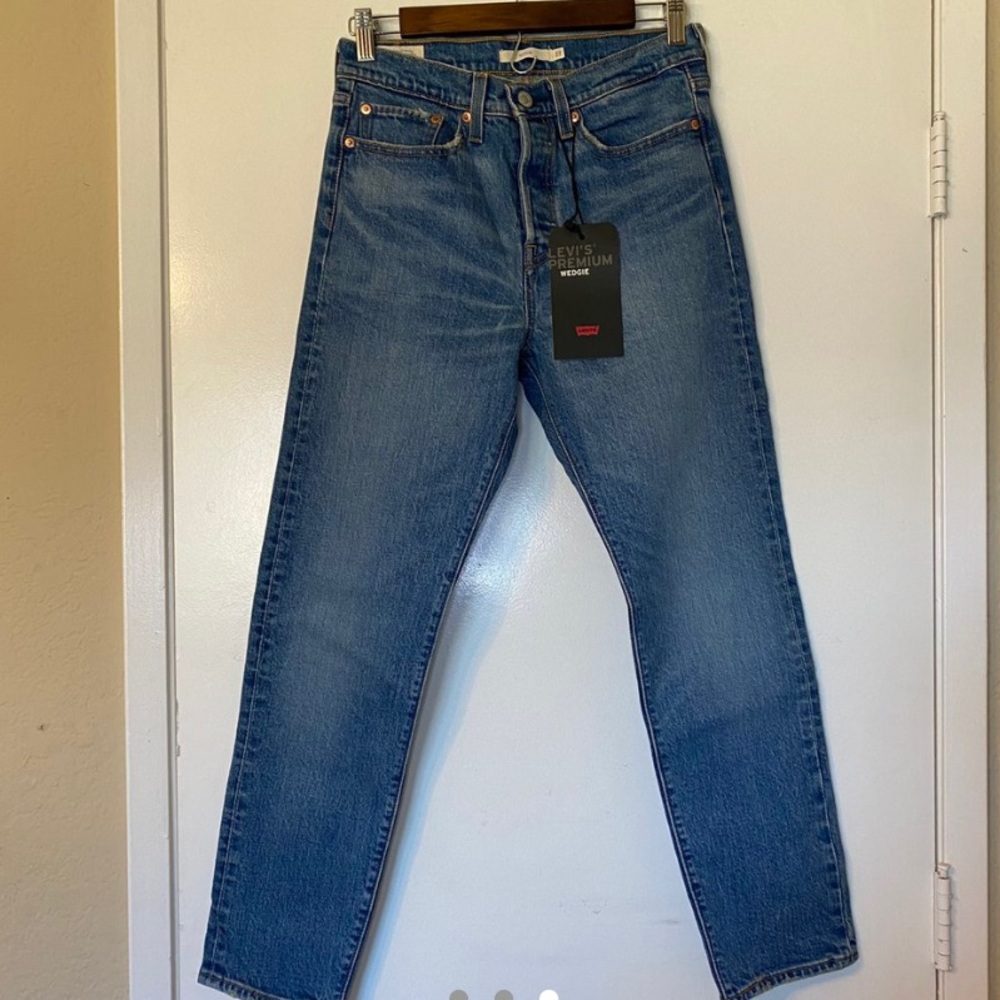 Levis Wedgie Jeans